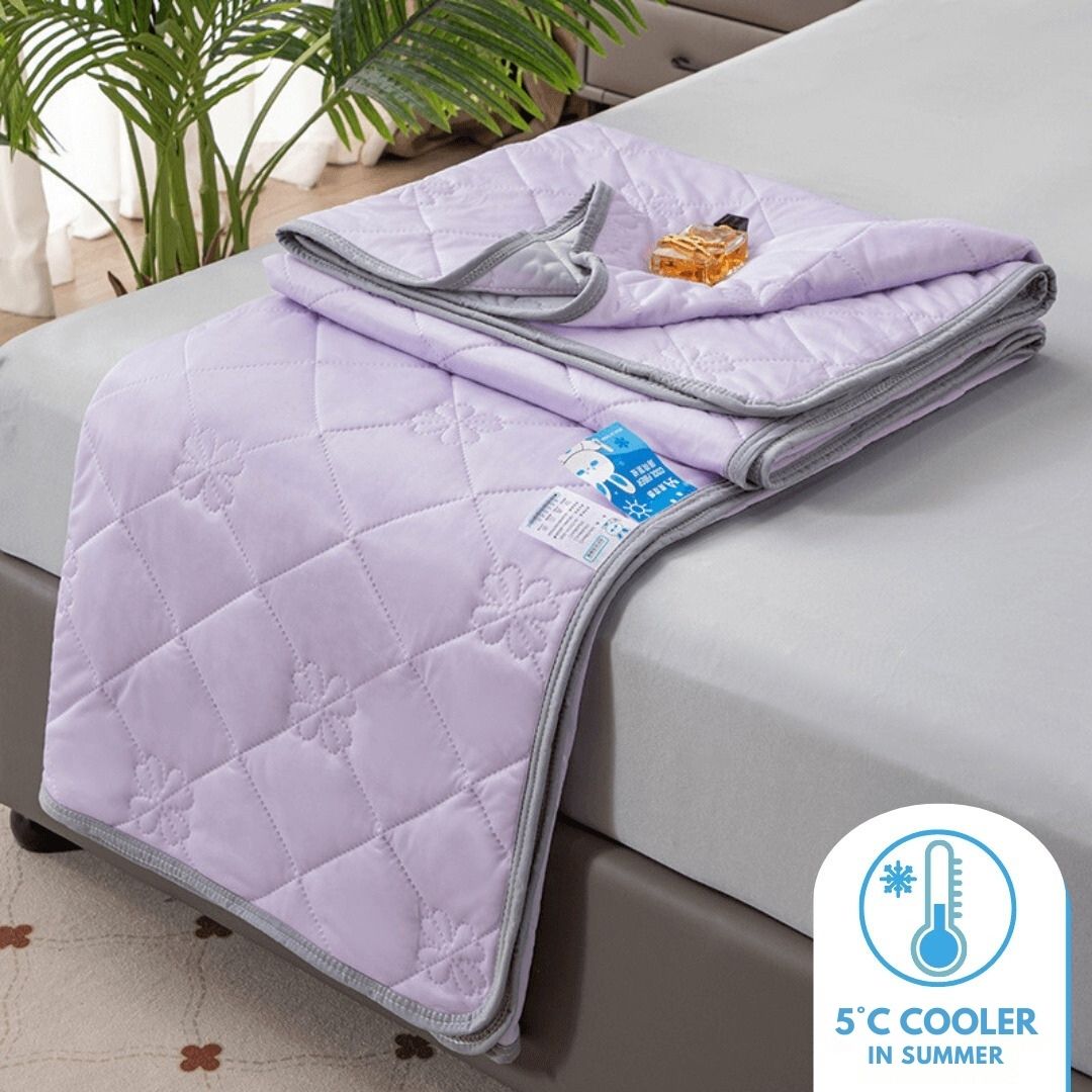 SleepCooling™ | Cooling blanket for cooler nights in summer